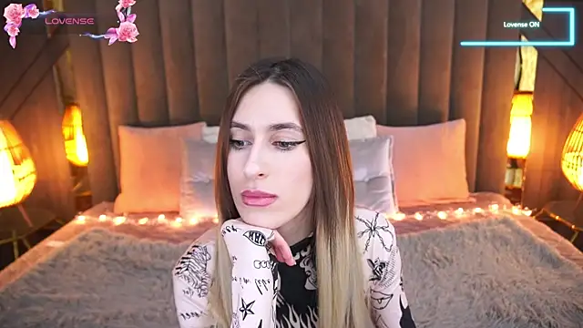 Sexy Lava online show from 03-04-25, 11:19