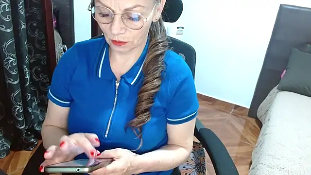 asleycavta online show from 11-09-25, 10:52