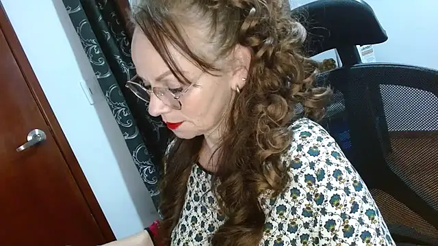 asleycavta online show from 11-11-25, 03:34