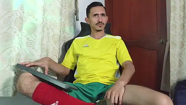 HomeAloneK online show from 04-07-26, 03:34