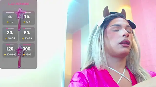 Snapshot of Mike_Nourr chatting on 09-27-25, 05:01 Mike Nourr online show from 09-27-25, 05:01