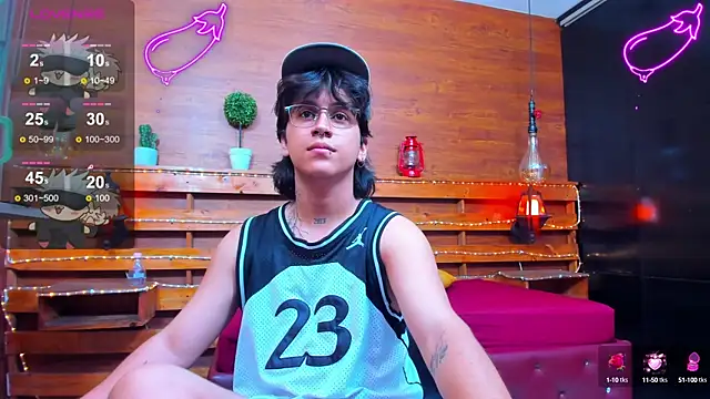 alex 477 online show from 02-06-25, 02:37