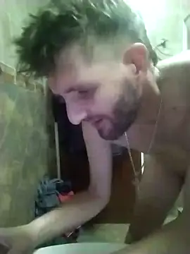 Nawtyslaveteen online show from 12-18-25, 02:28