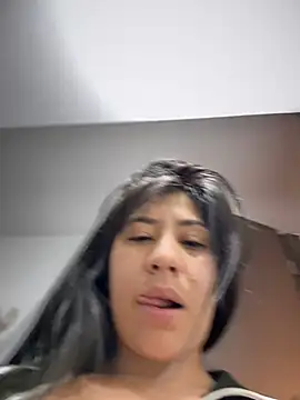 Snapshot of kim_monti chatting on 07-18-26, 11:41 kim monti online show from 07-18-26, 11:41