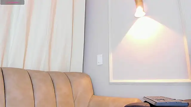 Snapshot of Lia_walton chatting on 12-30-24, 11:59 Lia walton online show from 12-30-24, 11:59