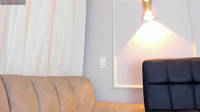 Snapshot of Lia_walton chatting on 01-11-25, 12:07 Lia walton online show from 01-11-25, 12:07