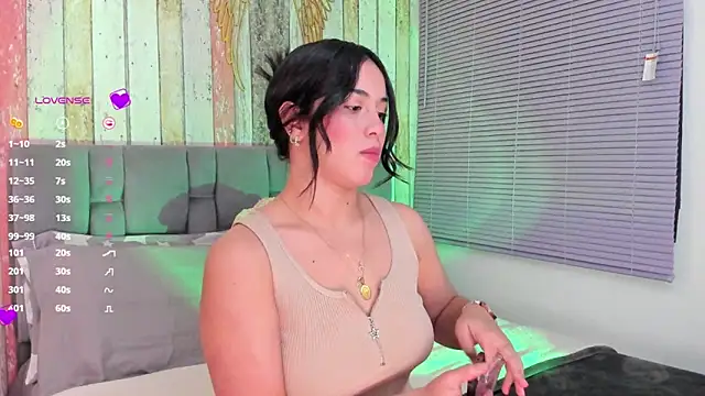 Gigi-bom online show from 01-28-25, 12:26