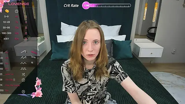 Snapshot of Cowell_Adelina chatting on 02-10-25, 02:37 Cowell Adelina online show from 02-10-25, 02:37