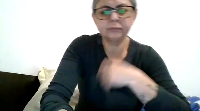 Snapshot of roseblak42 chatting on 02-28-25, 06:31 roseblak42 online show from 02-28-25, 06:31