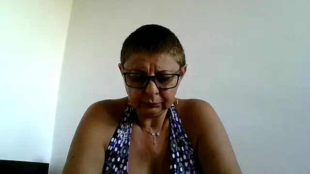 Snapshot of roseblak42 chatting on 09-16-25, 03:35 roseblak42 online show from 09-16-25, 03:35