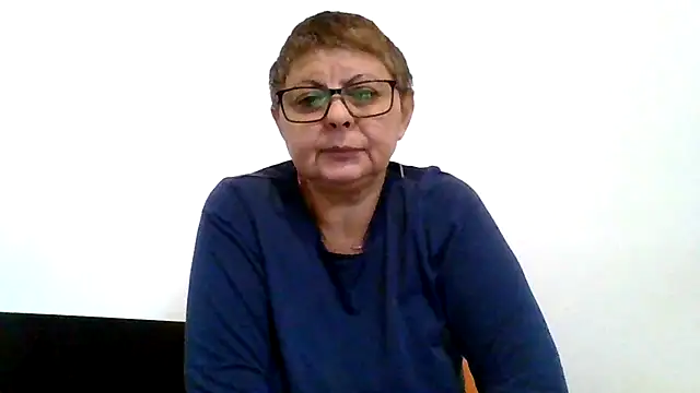 Snapshot of roseblak42 chatting on 10-09-25, 02:15 roseblak42 online show from 10-09-25, 02:15