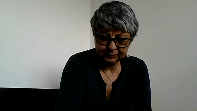 roseblak42 online show from 04-03-26, 10:02