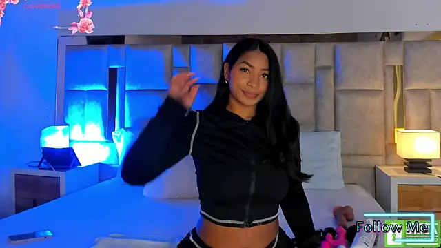 Miss Abigail  online show from 04-08-26, 01:00