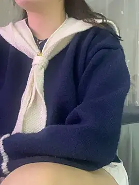 Ruby bear online show from 01-08-25, 01:41