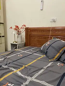 Ruby bear online show from 02-14-25, 10:28