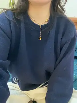 Ruby bear online show from 02-24-25, 01:10