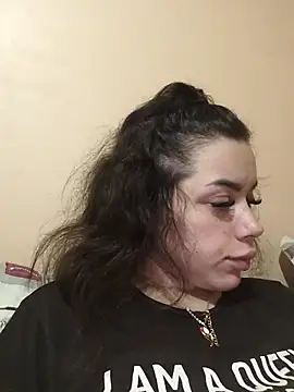 LovelyJulliette online show from 02-16-25, 01:05