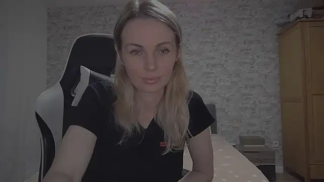 Snapshot of AlissonBia chatting on 02-19-26, 10:06 AlissonBia online show from 02-19-26, 10:06