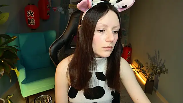 VeliraBraitberg online show from 12-20-24, 05:04