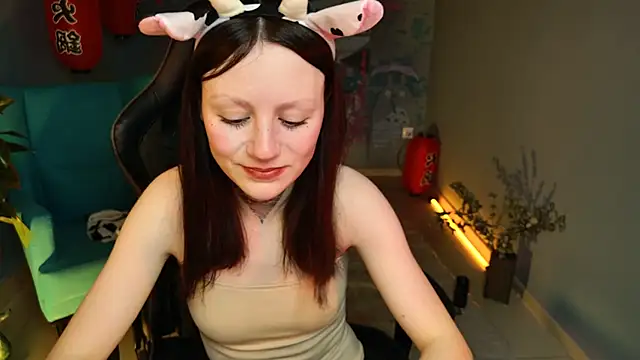 VeliraBraitberg online show from 12-20-24, 08:06