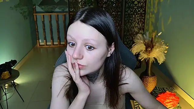 VeliraBraitberg online show from 12-21-24, 08:07