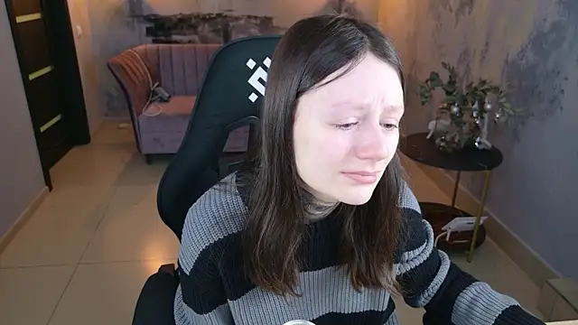 VeliraBraitberg online show from 12-26-24, 05:04