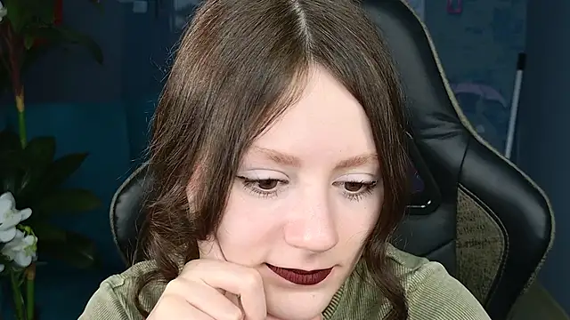 VeliraBraitberg online show from 02-28-25, 08:09