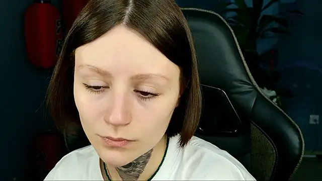 VeliraBraitberg online show from 03-16-25, 08:10