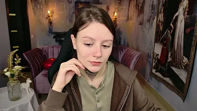 VeliraBraitberg online show from 10-19-25, 03:34