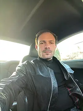 Adventurehotman online show from 12-19-24, 01:40