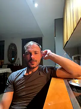 Adventurehotman online show from 09-27-25, 10:37