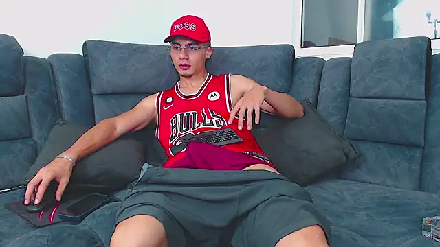 Stiven CL online show from 02-02-25, 05:32