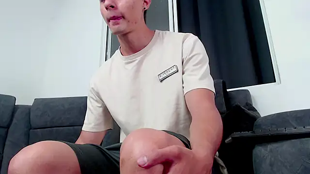 Stiven CL online show from 09-29-25, 04:01