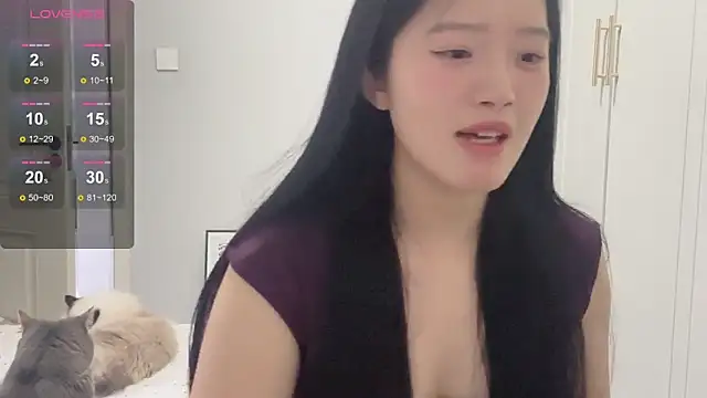 rose-u online show from 10-28-25, 01:31