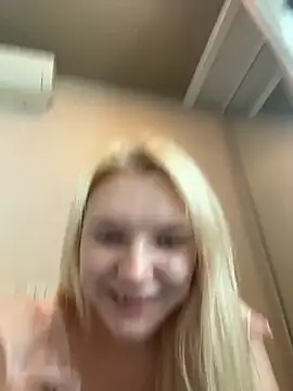 AmmyHot online show from 04-19-26, 04:12