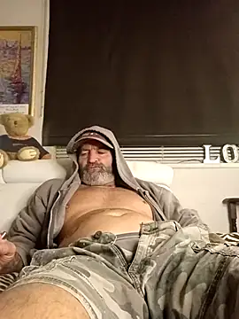 Snapshot of Hotbodyscottie chatting on 12-18-25, 11:16 Hotbodyscottie online show from 12-18-25, 11:16