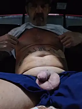 Hotbodyscottie online show from 05-27-26, 06:54