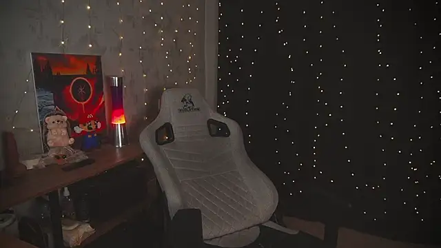 cuteamberlyyy online show from 11-28-25, 03:53