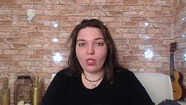 Snapshot of Amelia_Kiss_ chatting on 12-30-24, 06:53 Amelia Kiss online show from 12-30-24, 06:53