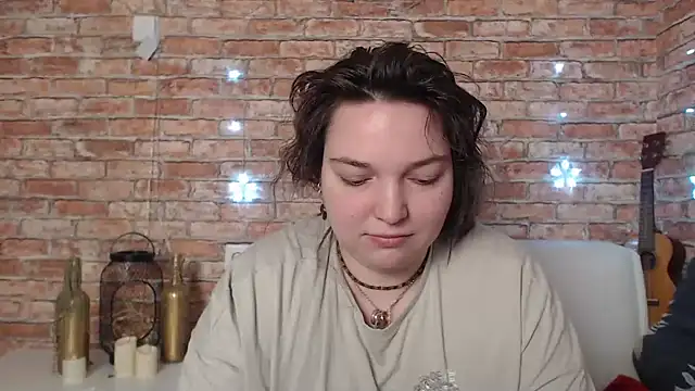 Snapshot of Amelia_Kiss_ chatting on 01-02-25, 12:45 Amelia Kiss online show from 01-02-25, 12:45