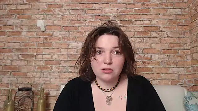 Snapshot of Amelia_Kiss_ chatting on 02-20-25, 12:41 Amelia Kiss online show from 02-20-25, 12:41