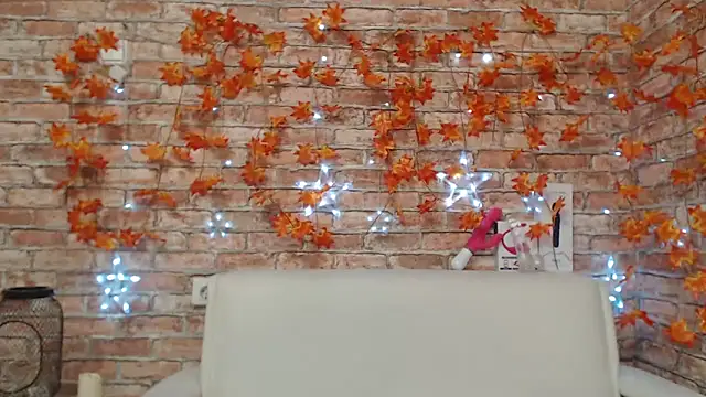 Amelia Kiss  online show from 11-20-25, 12:55