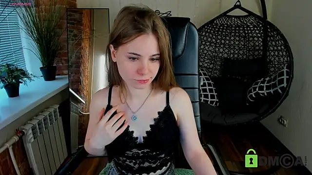 Snapshot of Caitlin_Carey chatting on 02-26-26, 07:18 Caitlin Carey online show from 02-26-26, 07:18