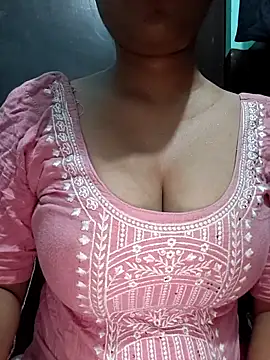 Snapshot of Kavita_ji chatting on 06-15-26, 02:03 Kavita ji online show from 06-15-26, 02:03