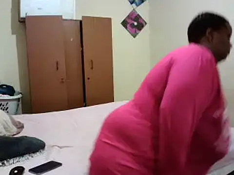 Snapshot of HOTBIGMELONSxx chatting on 03-16-25, 02:33 HOTBIGMELONSxx online show from 03-16-25, 02:33