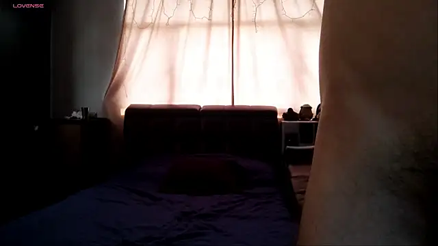 Snapshot of Alaia_sam chatting on 06-29-26, 05:57 Alaia sam online show from 06-29-26, 05:57