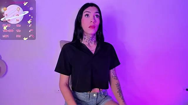 Camila Coxx online show from 06-18-26, 06:13