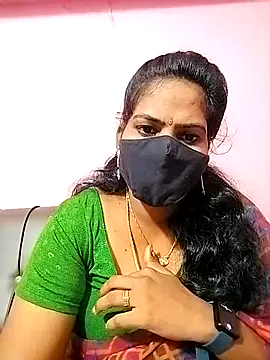 melina214 online show from 10-31-25, 03:51