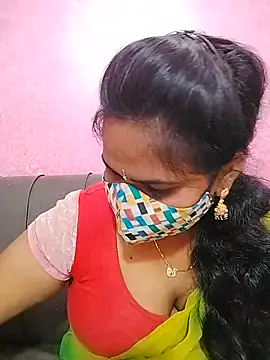 Snapshot of melina214 chatting on 06-16-26, 04:59 melina214 online show from 06-16-26, 04:59