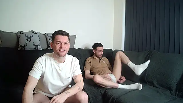 twotwinkhusbandss online show from 04-28-26, 07:30